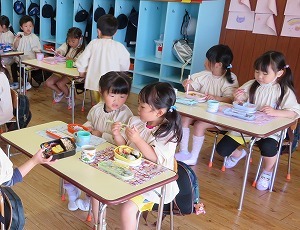 IMG_0502 (2) IMG_0502 (2)
