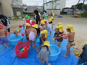 水遊び 水遊び