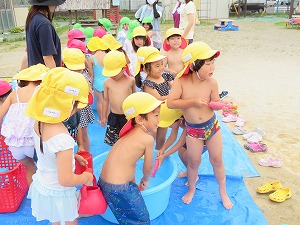 水遊び 水遊び