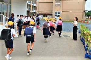 0915(2) 0915(2)