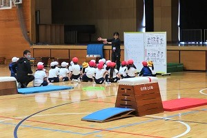 1118(5)