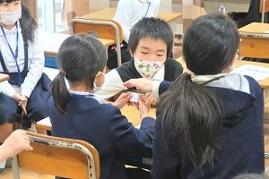1121(6) 1121(6)