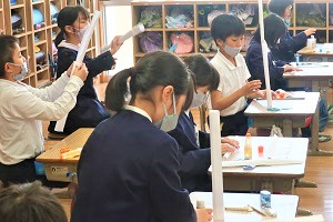 0413(12) 0413(12)
