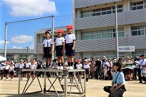 0527(2) 0527(2)