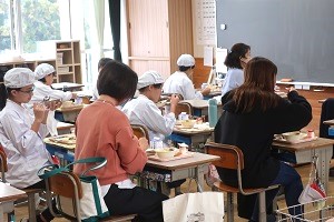 1102(18) 1102(18)