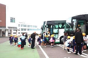 1102(2) 1102(2)