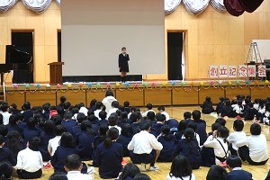 1121(12) 1121(12)