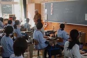 0112(11)