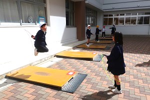 0321(12) 0321(12)