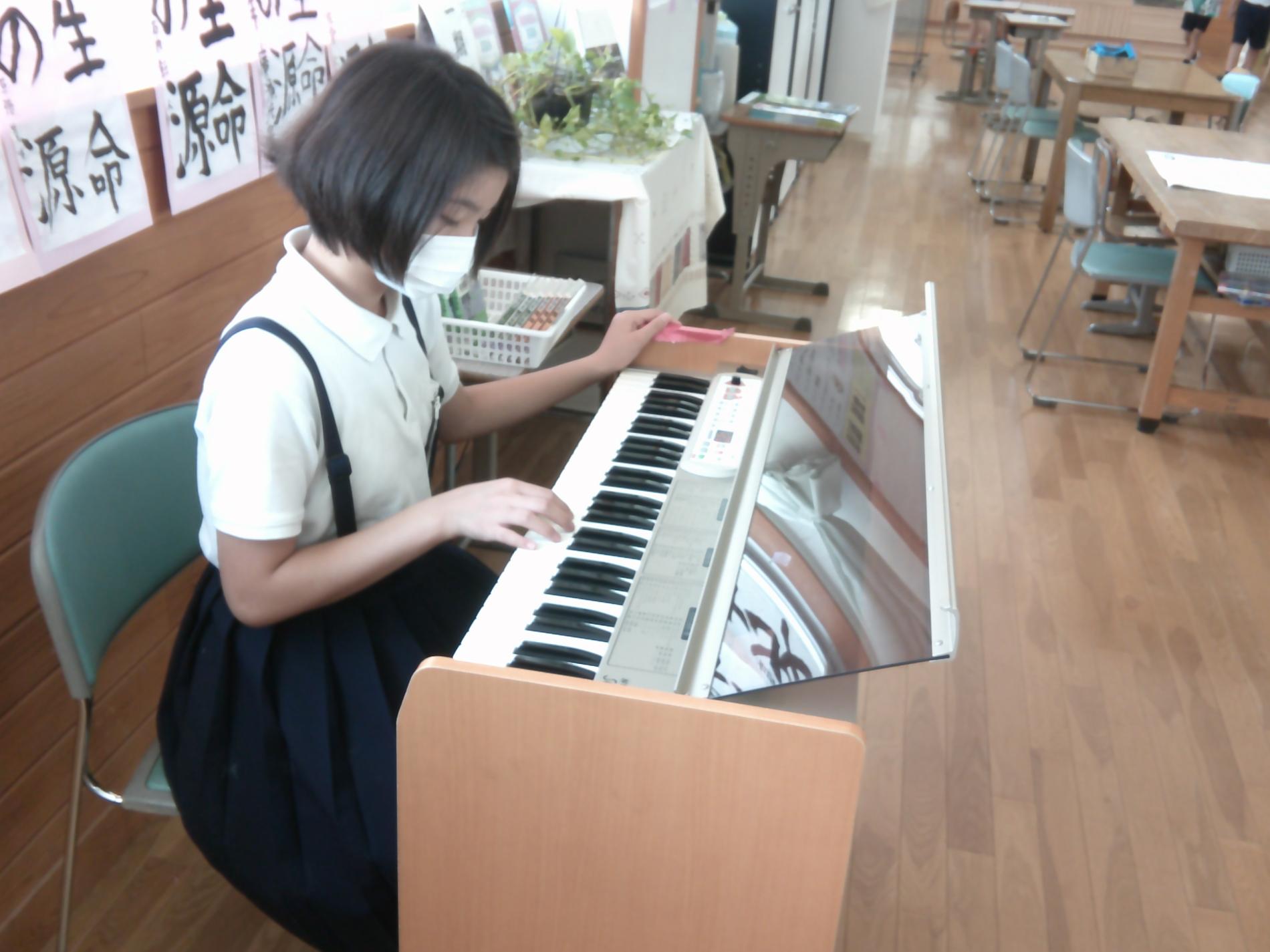 DSCF0030