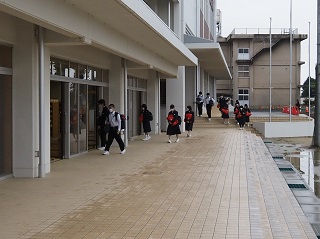 PA180290a