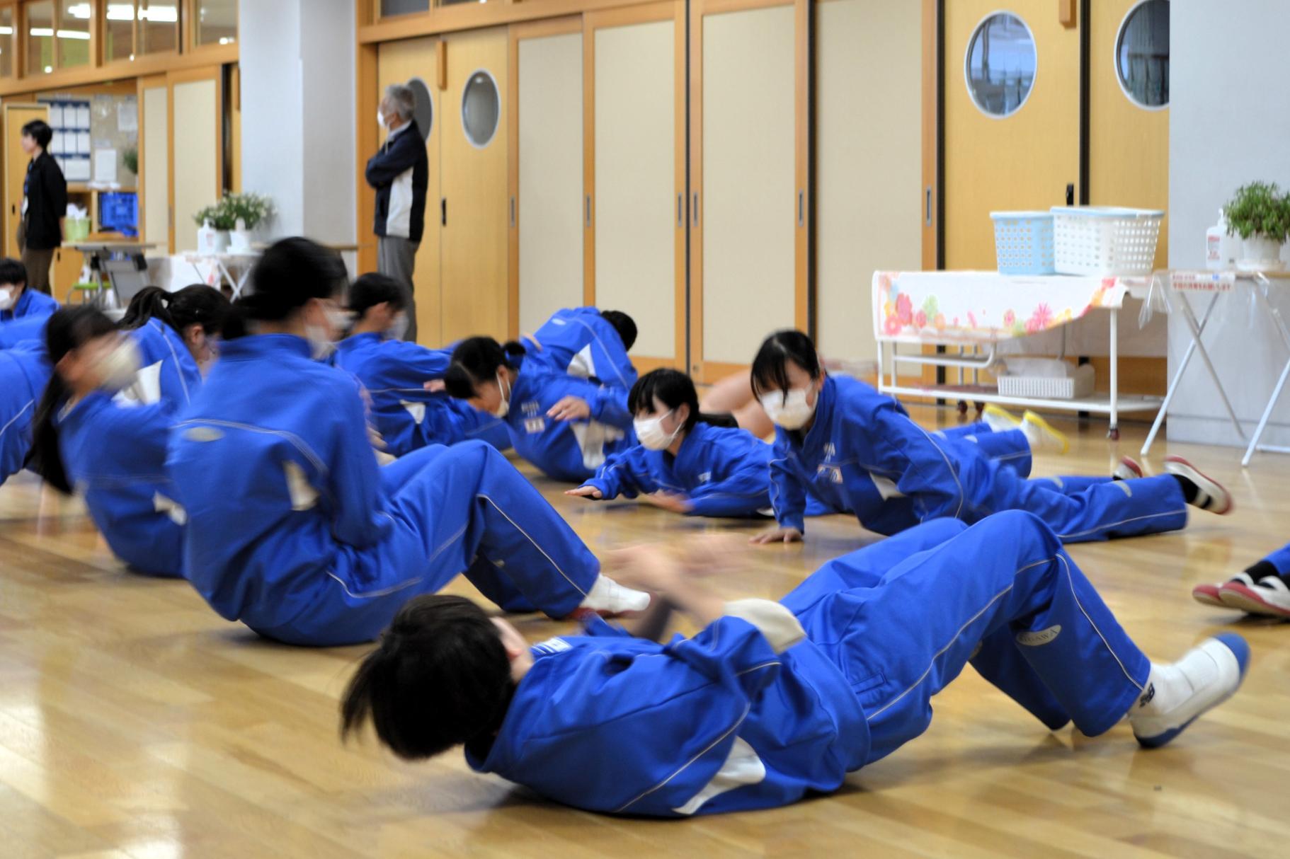 水泳部