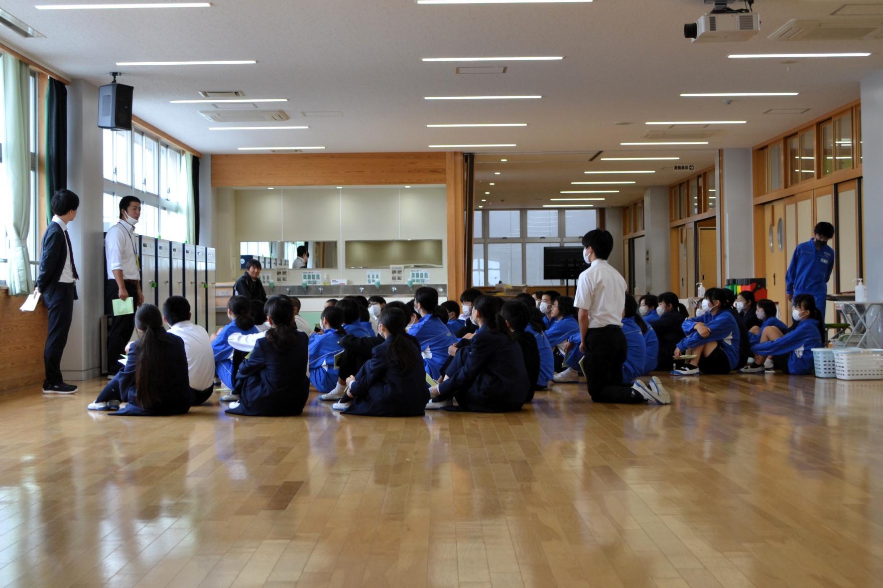 班長の仕事について話を聞きました