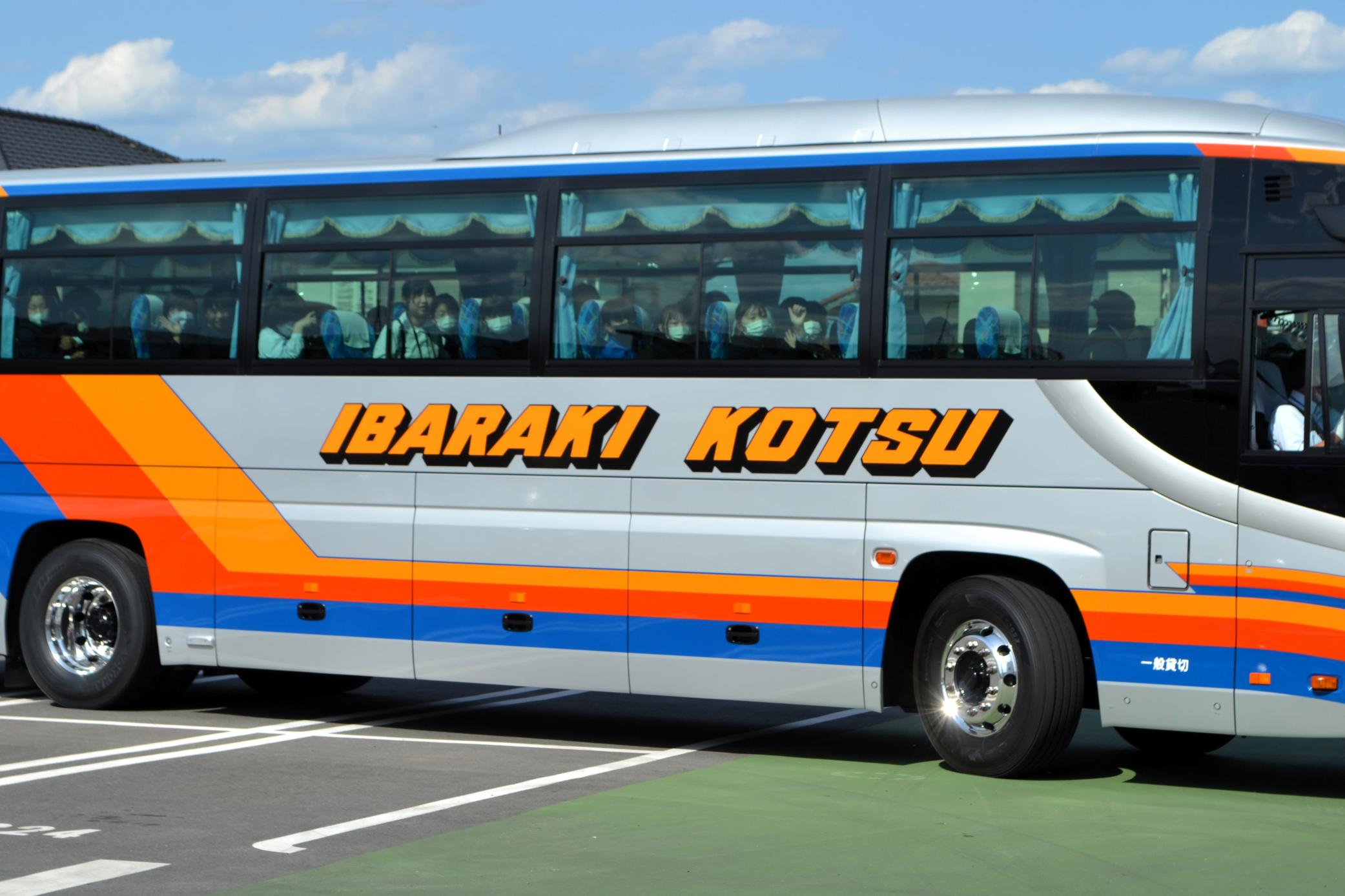 疲れの中にも笑顔が見られます