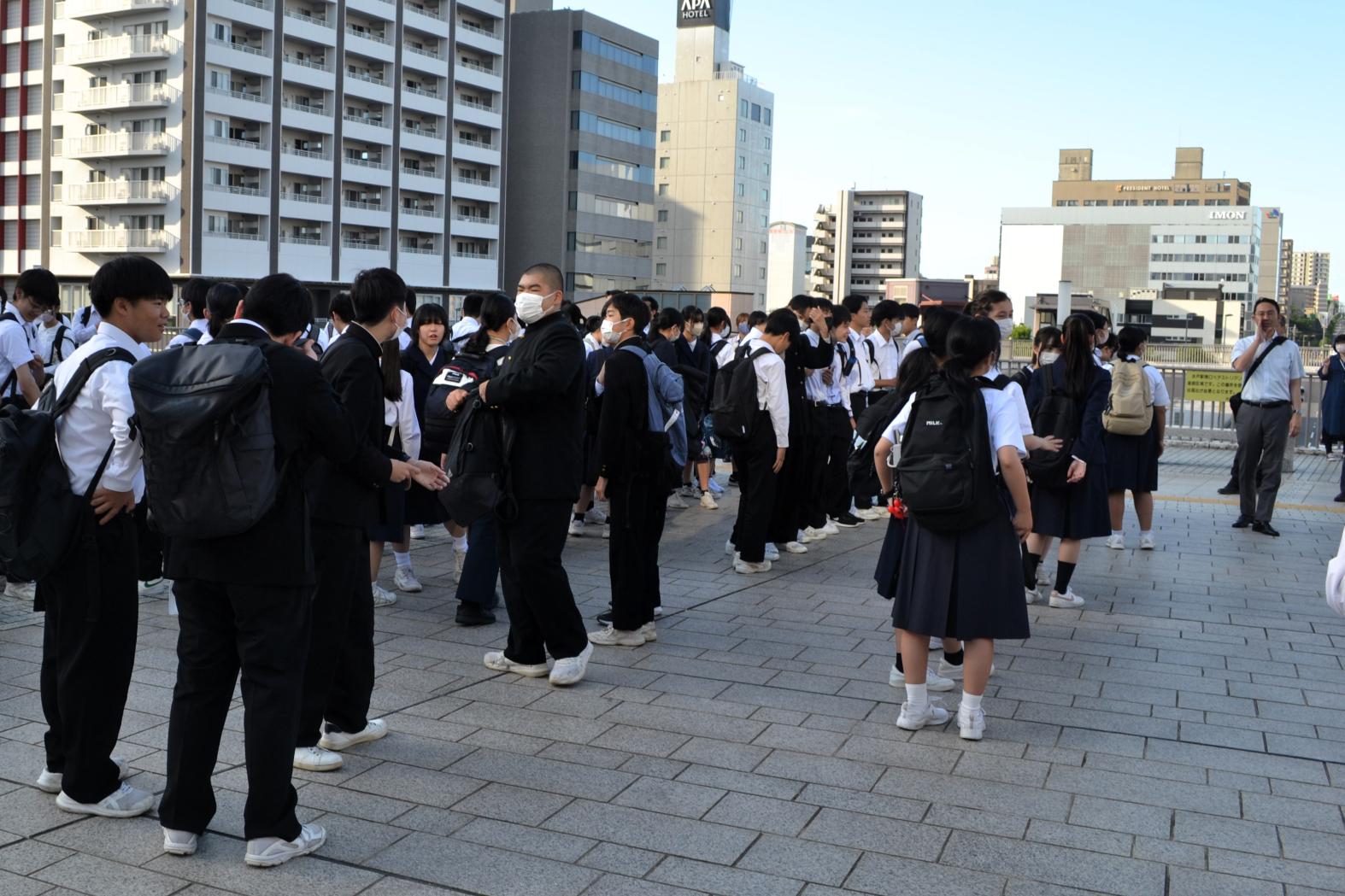 間もなく出発式が始まります