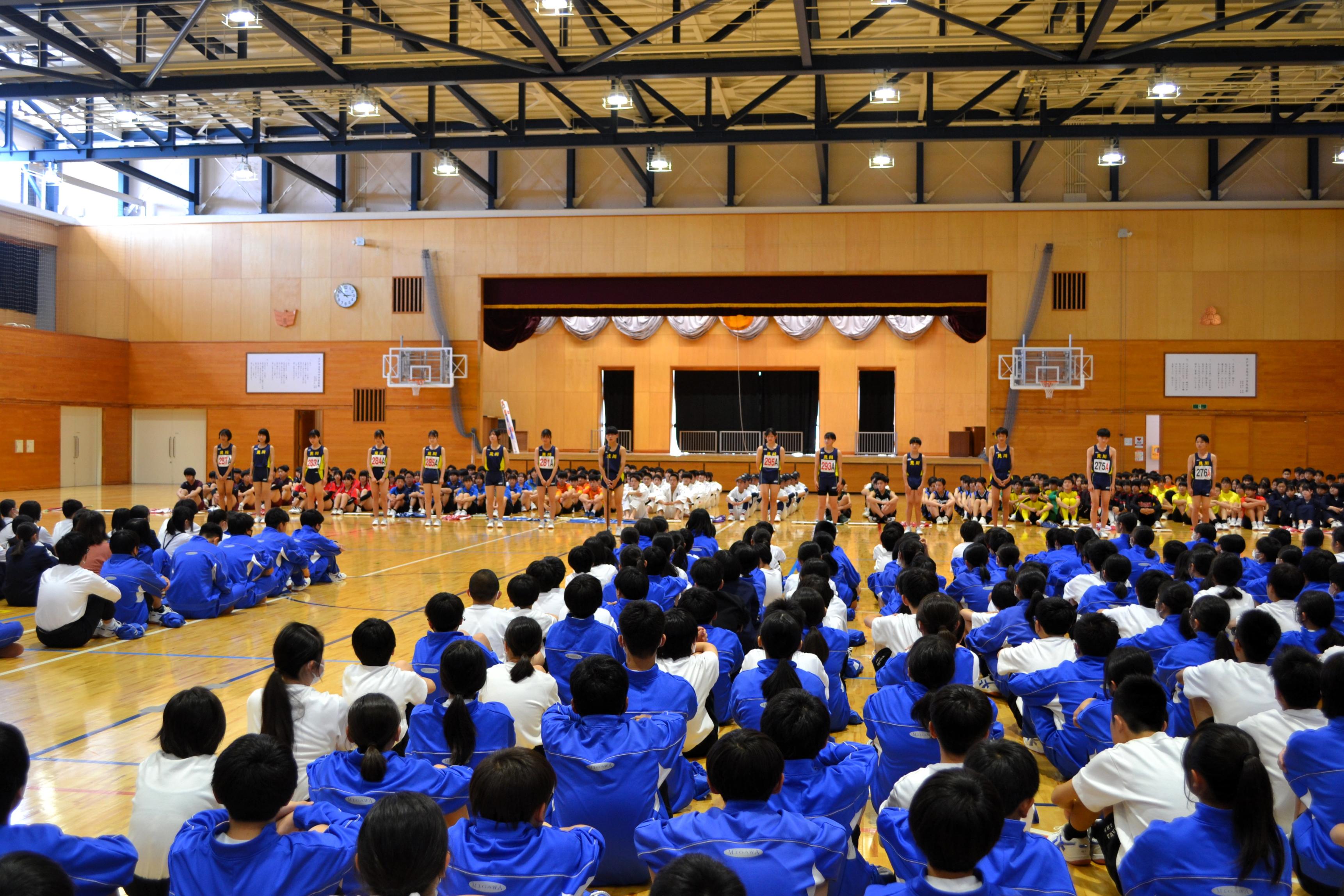 19 部活ごとに抱負を述べました