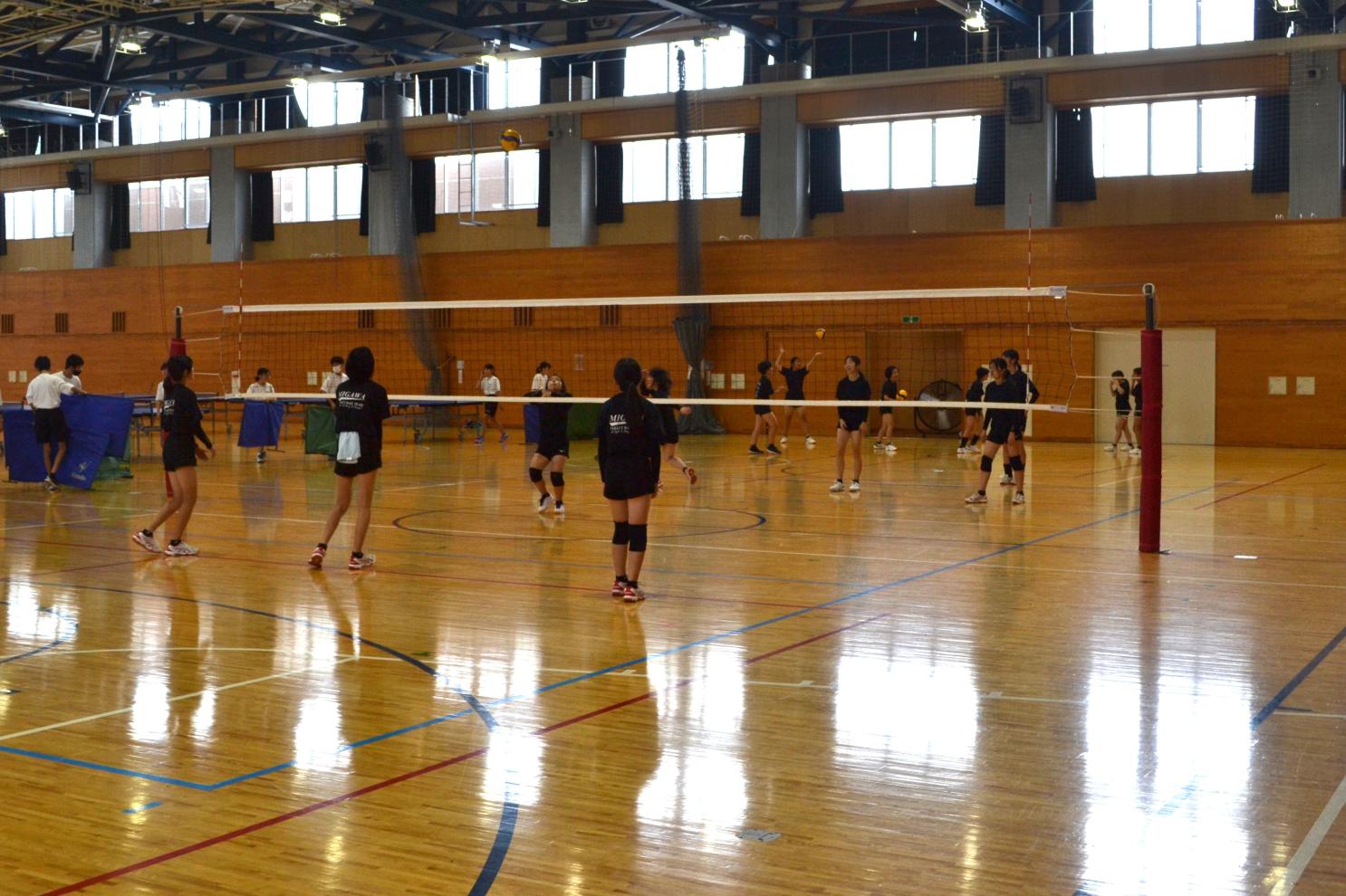 02 女子バレーボール部