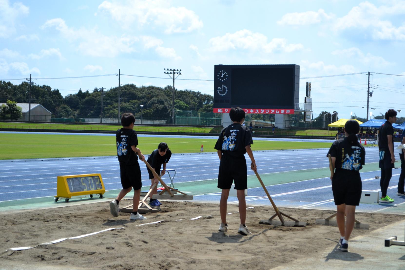 12 補助員としてしっかり仕事もしました