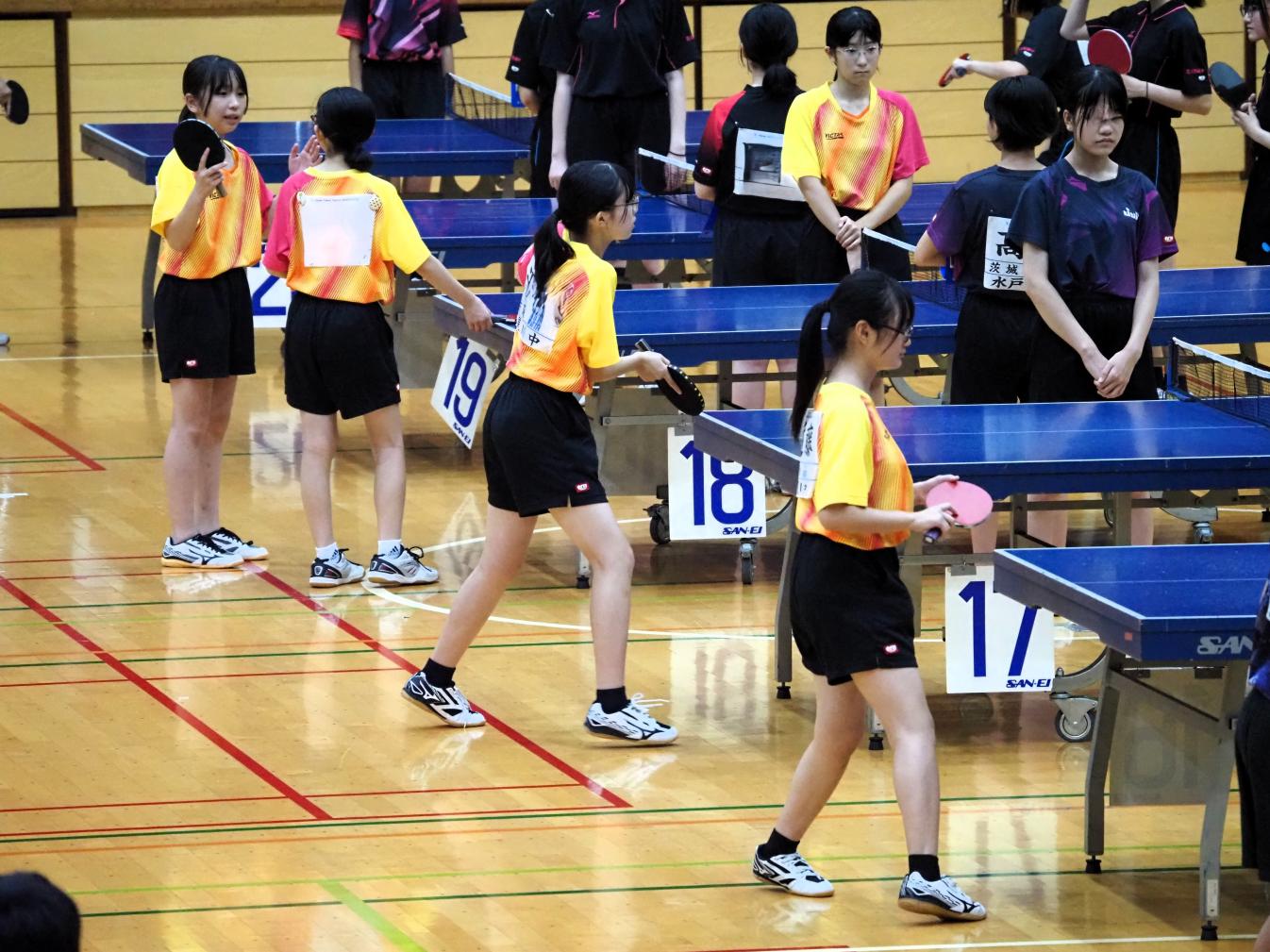 05 女子団体チームも頑張っています