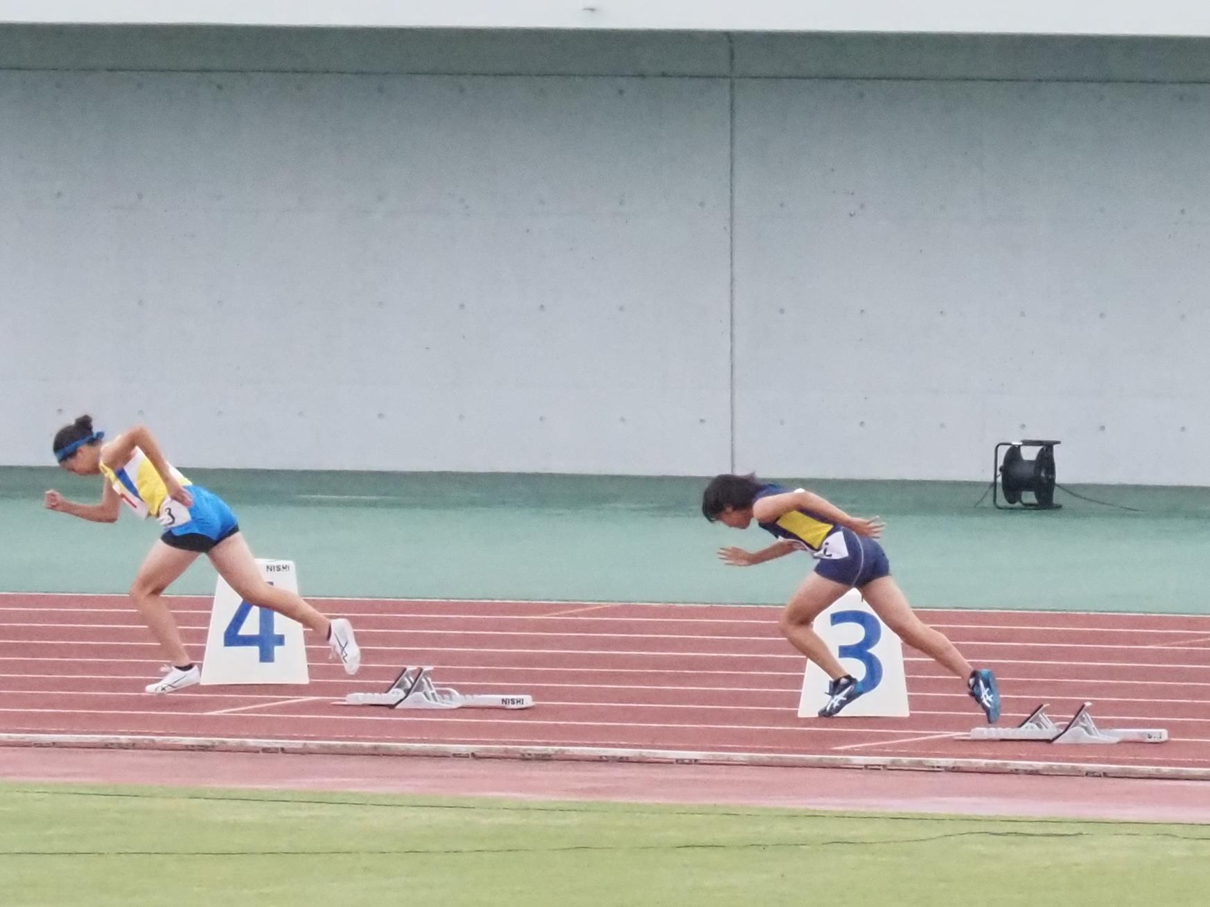03 共通女子200ｍです
