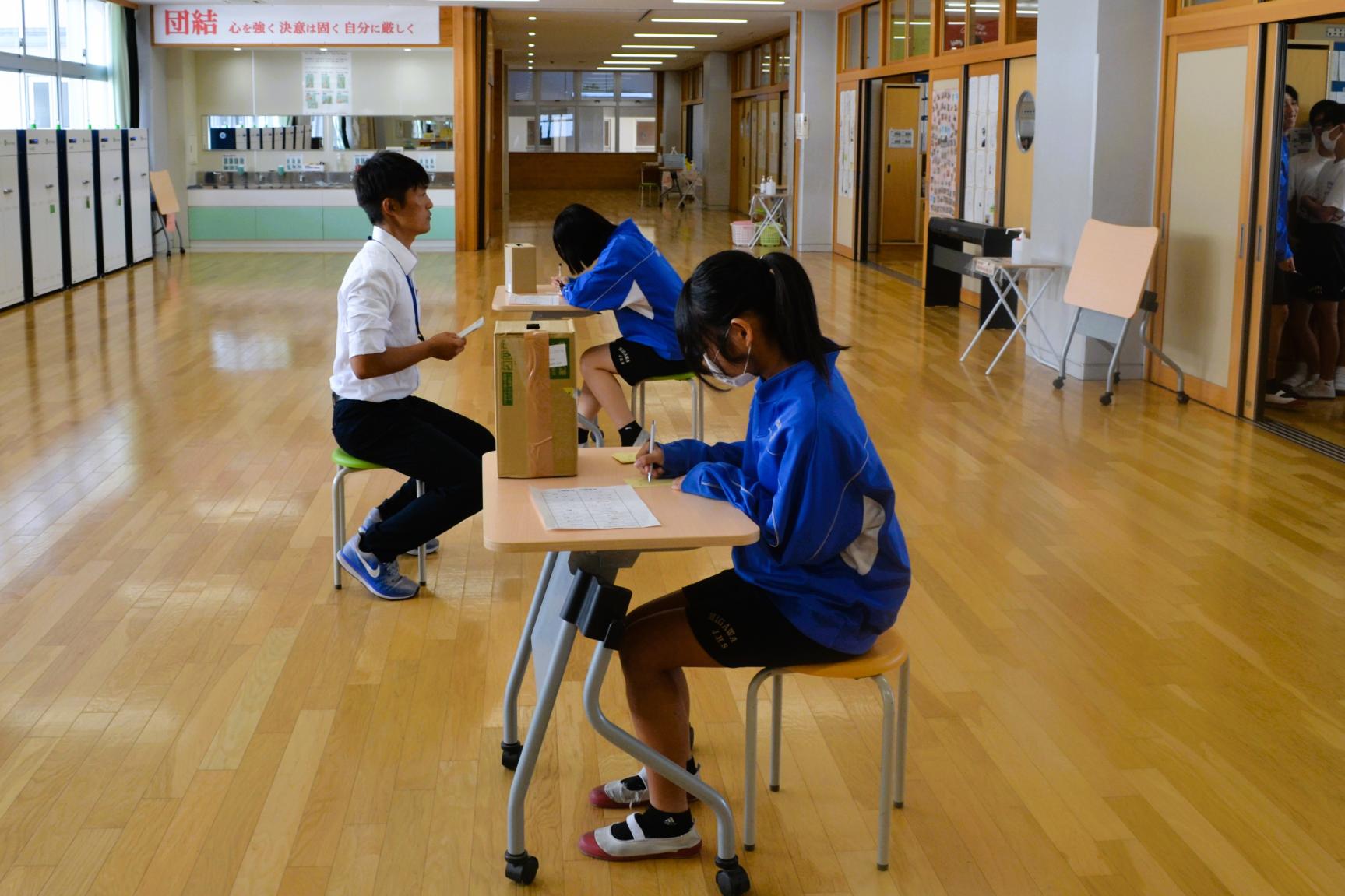 06 小選挙区と比例代表の両方を体験しました 06 小選挙区と比例代表の両方を体験しました