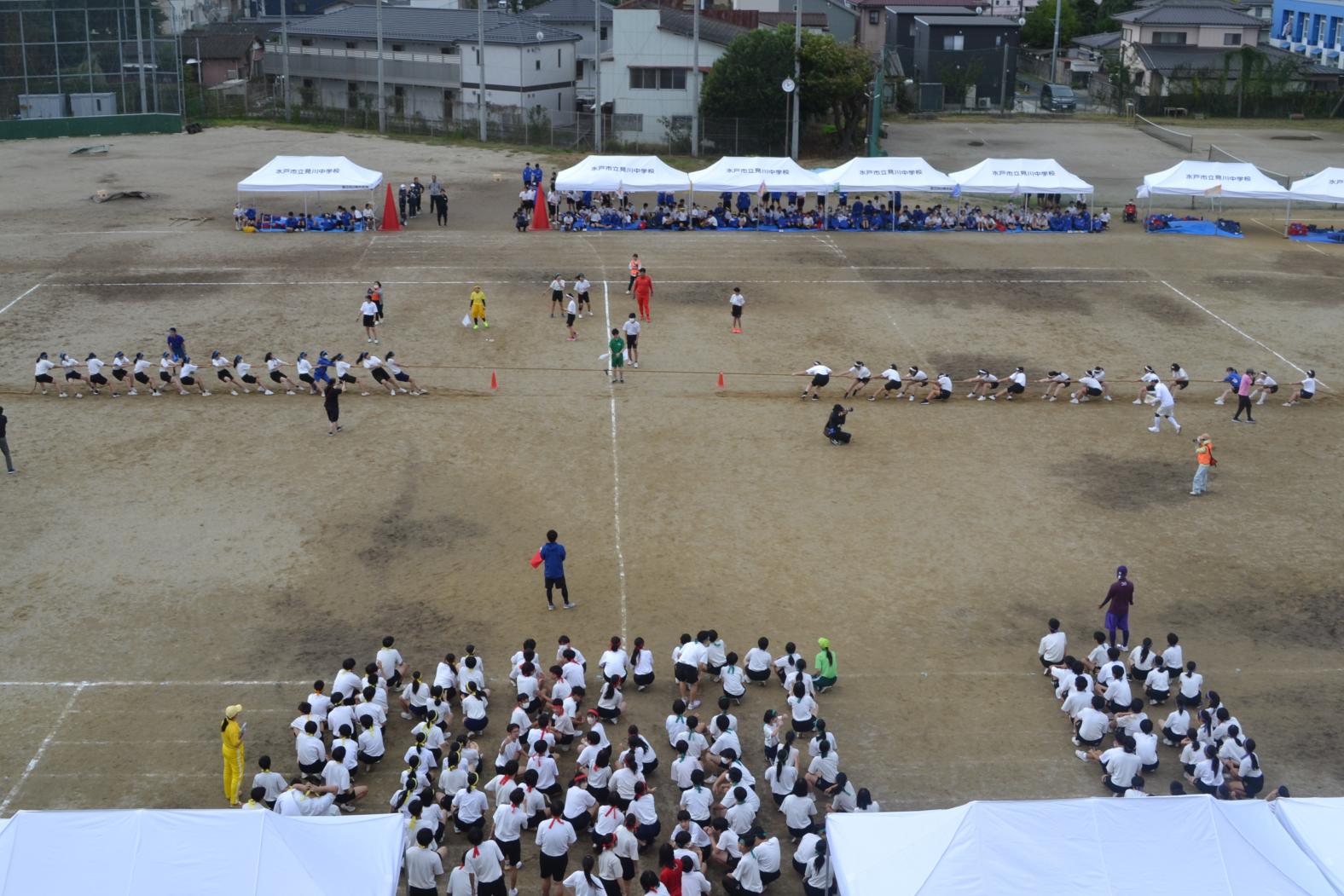 02 力を合わせて綱を引きます