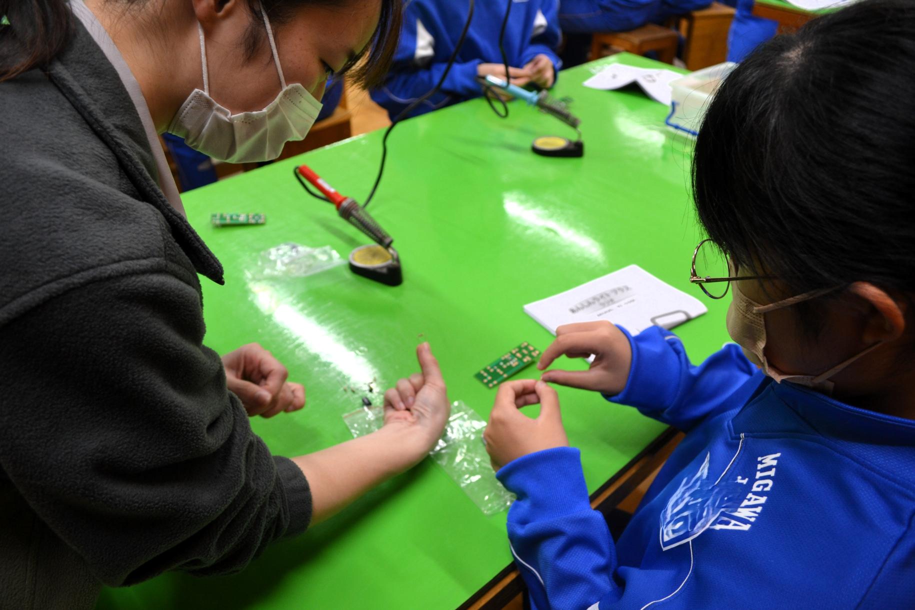06 手順を確認しながら作業できました 06 手順を確認しながら作業できました