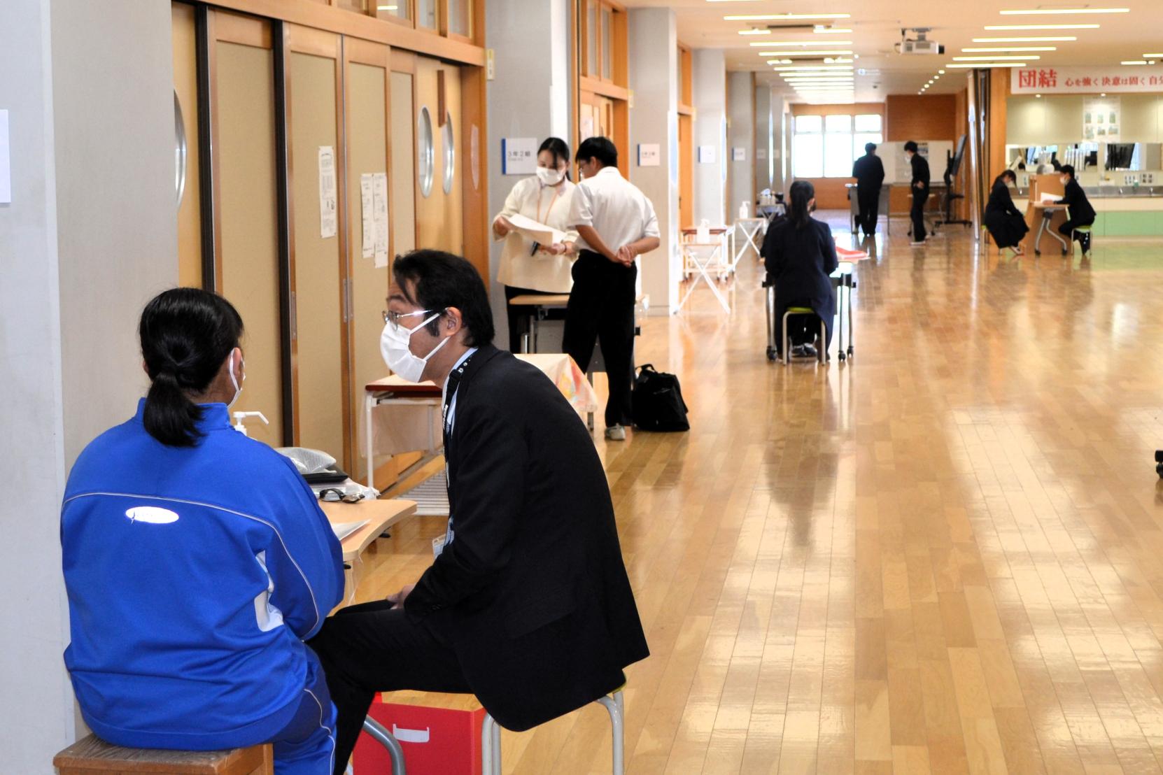 15 じっくり話していました 15 じっくり話していました