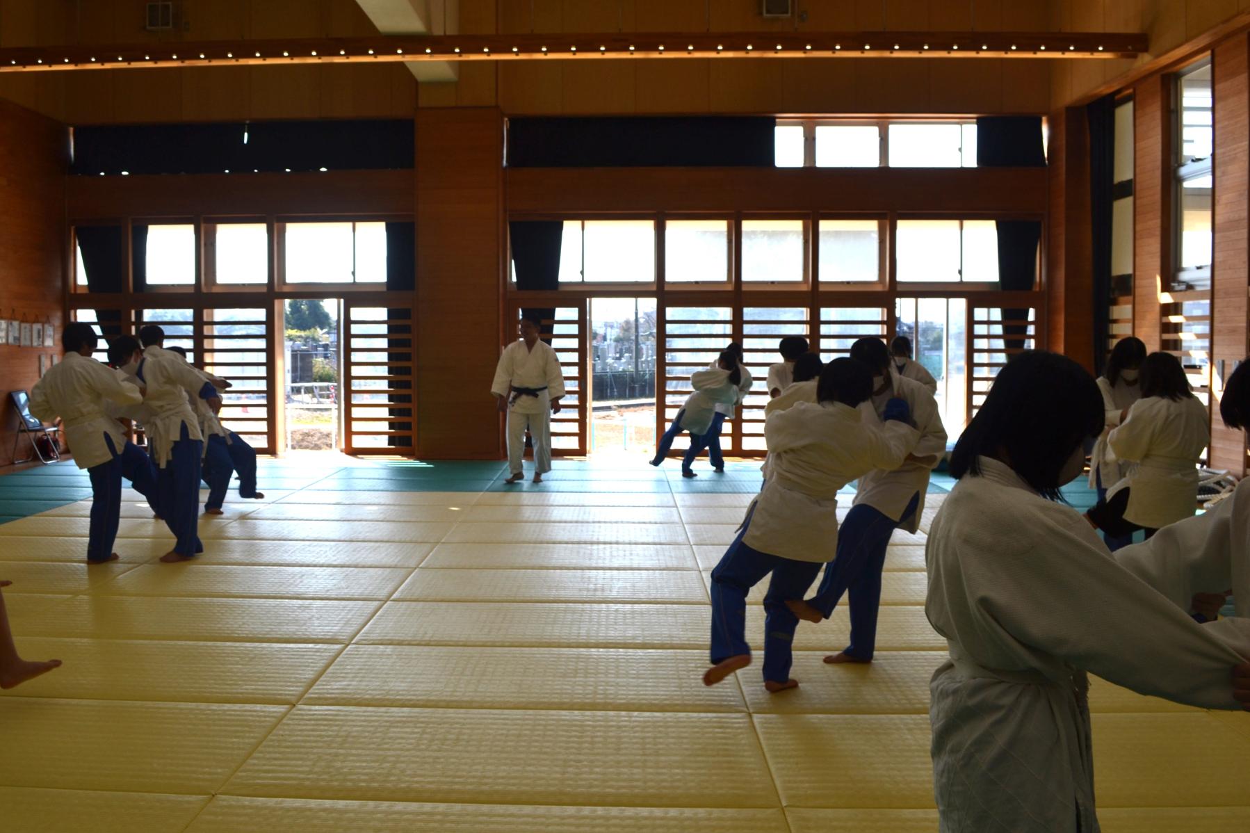 04 体育科・柔道