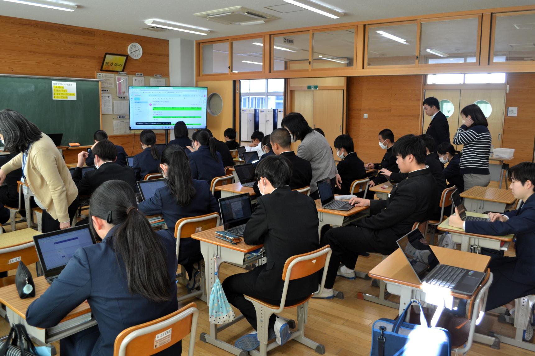 03 ICT支援員さんもきていただきました