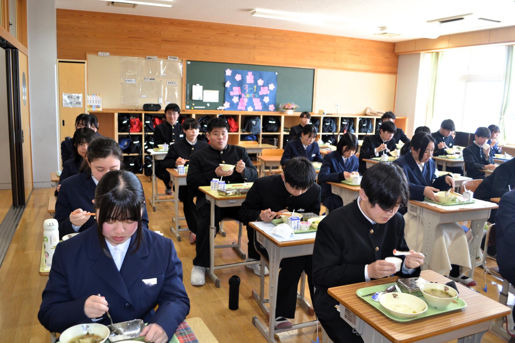 19 明日も元気で登校してきてくださいね