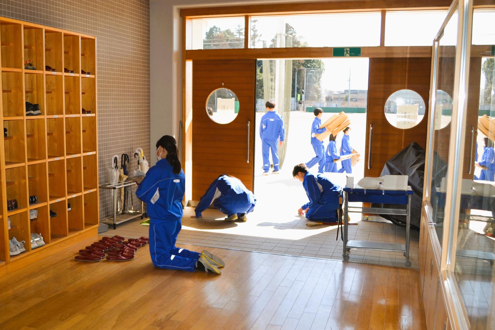 01 一生懸命清掃しています