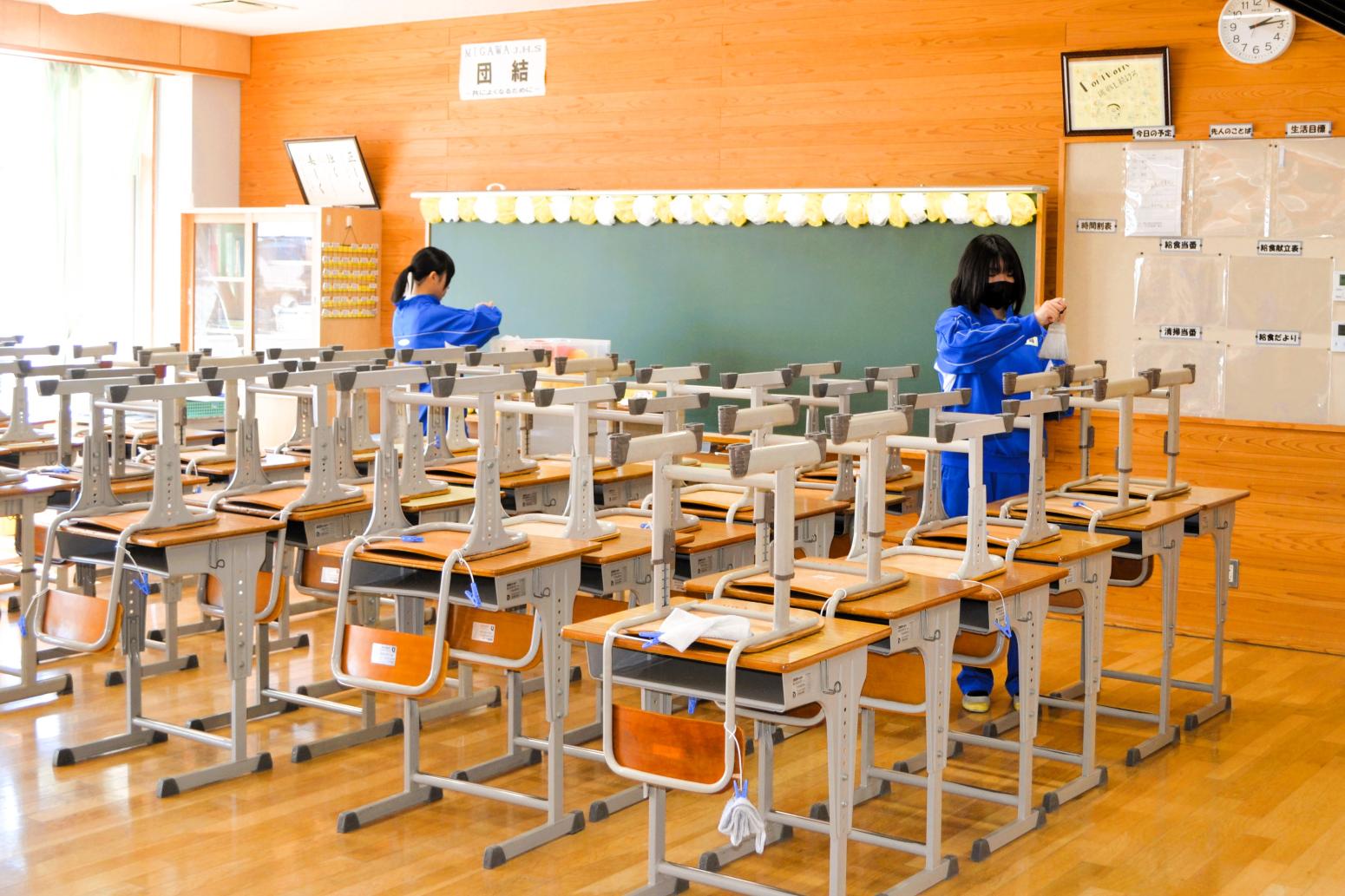 06 ３年生の教室準備