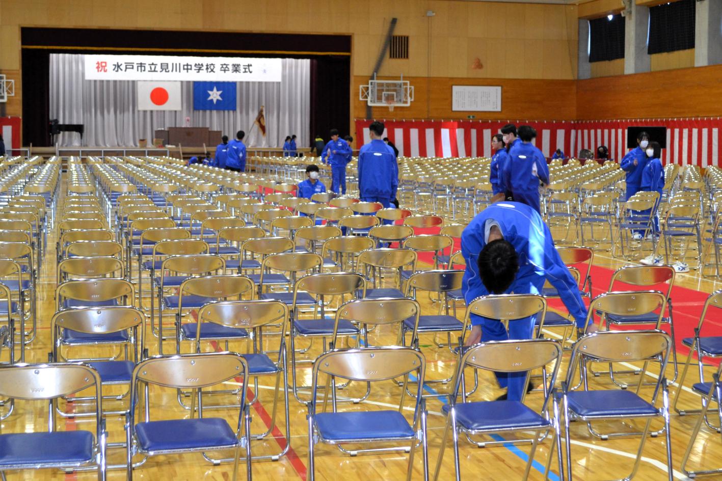 12 細かいところまでぴしっとそろえます