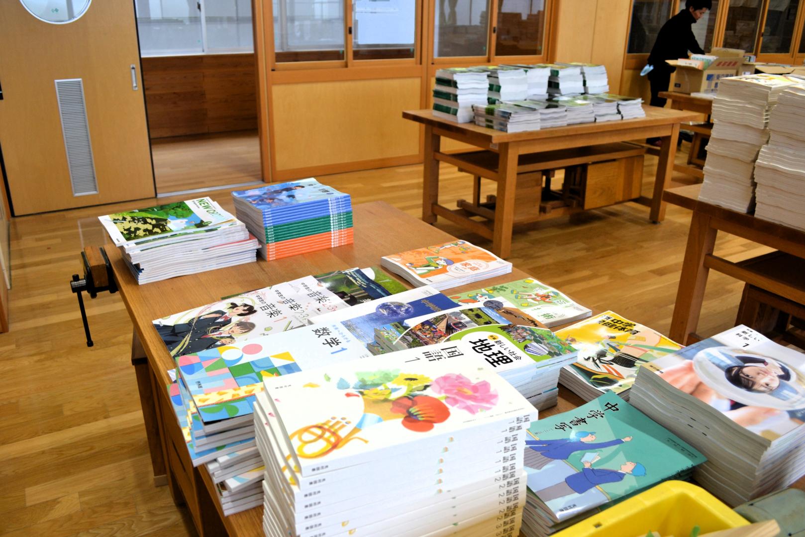 03 新学期準備が進んでいます 03 新学期準備が進んでいます