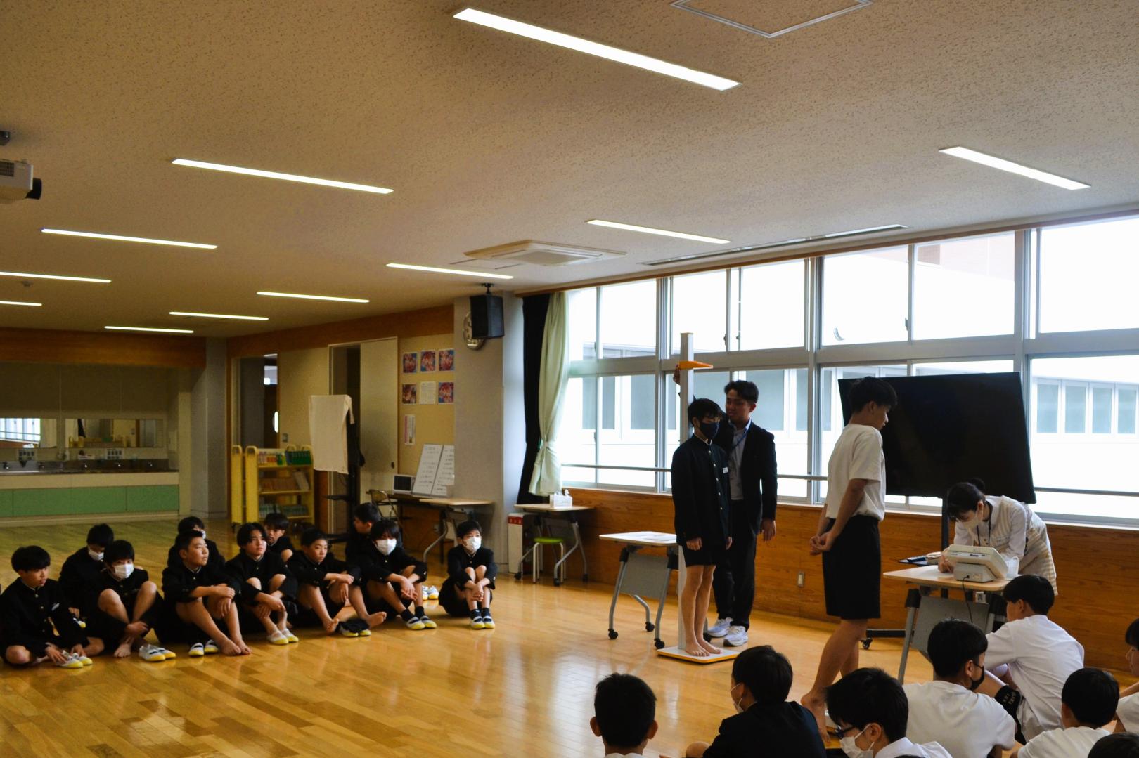 01 身長と体重を計測しました