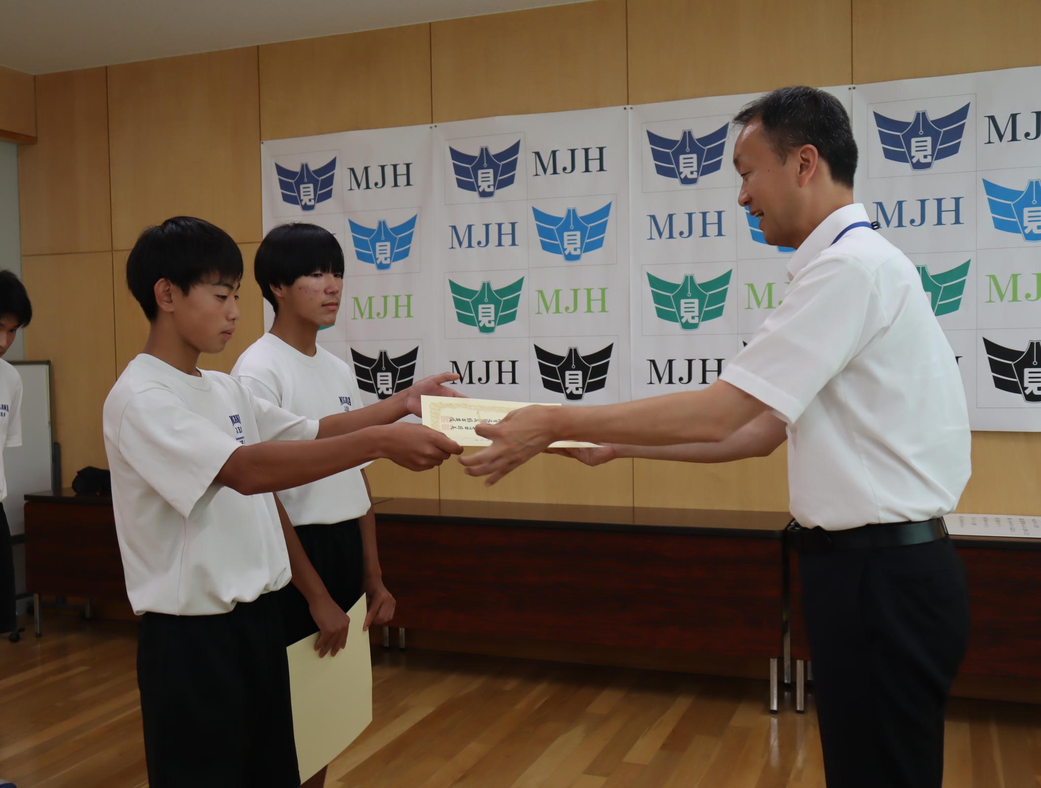 夏休み前全校集会３