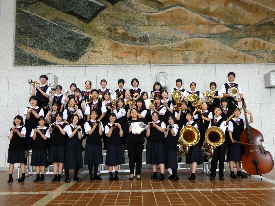 01 演奏後のホッとした笑顔