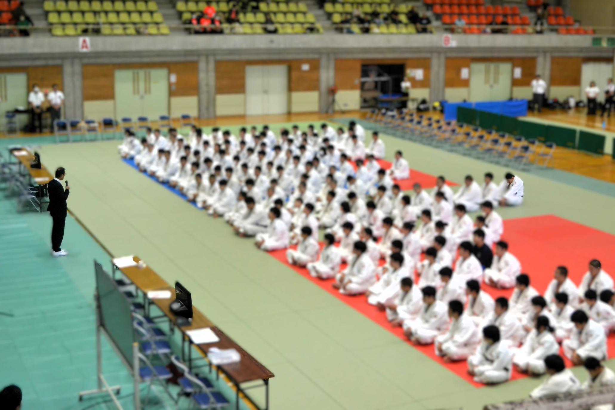 01 中央地区大会の開会式
