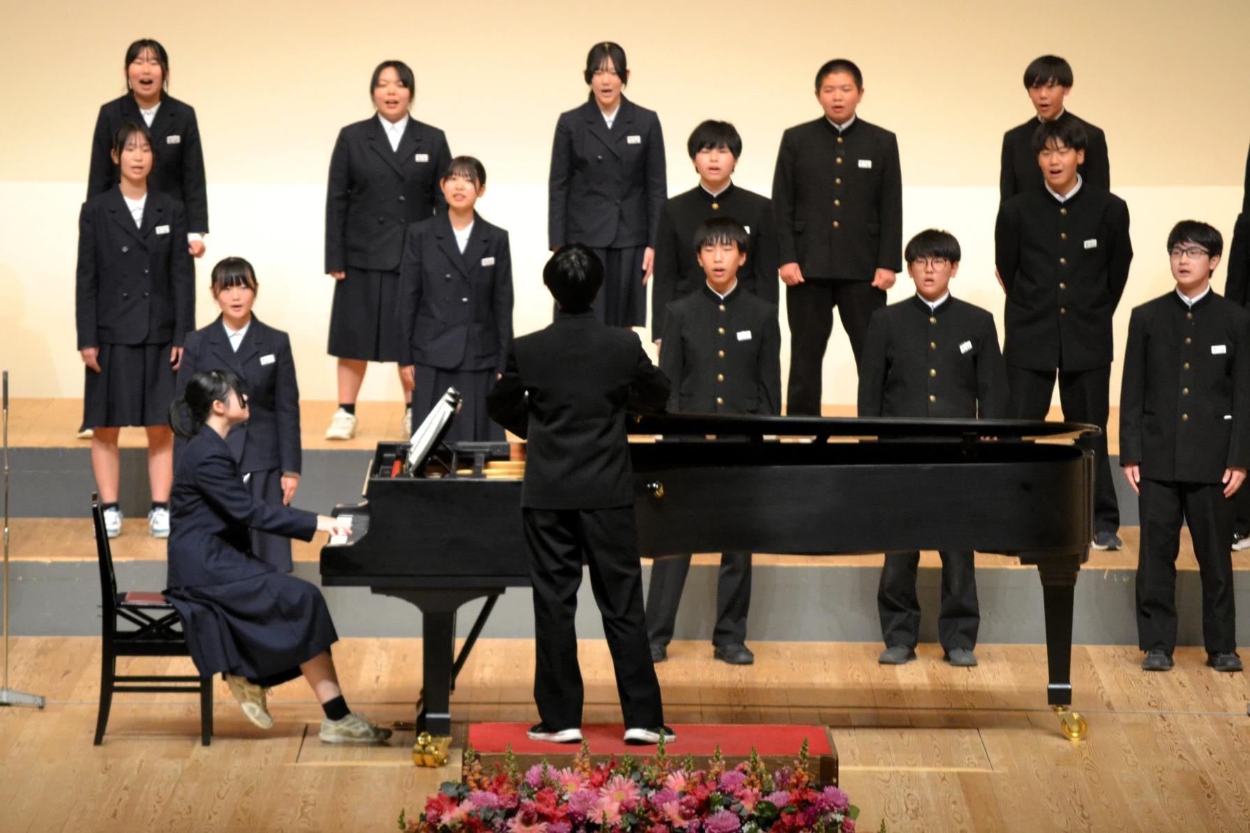 26 ３年４組「手紙～拝啓十五の君へ」