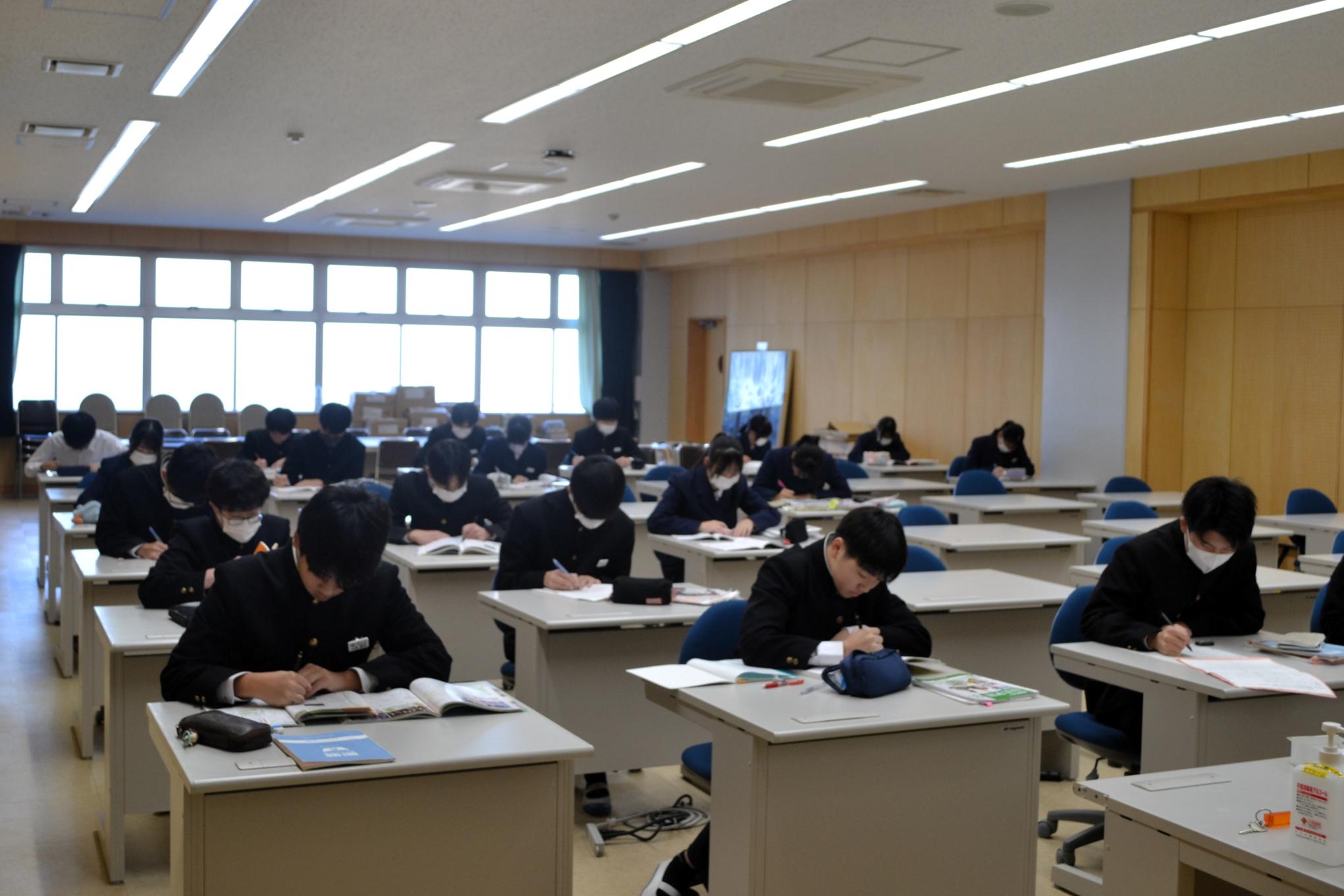 02 自分の目標へ向かって黙々と 02 自分の目標へ向かって黙々と