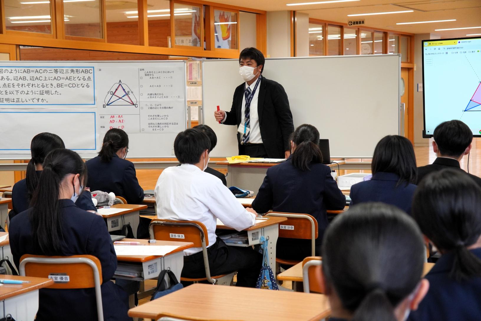 04 多くの先生が見つめる中での学習