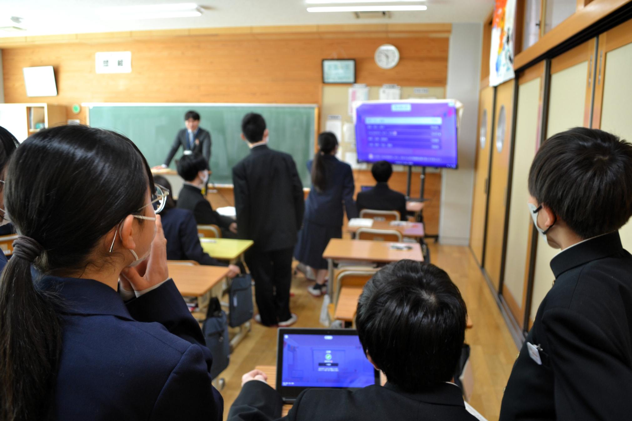 09 国語の授業ではカフートを活用