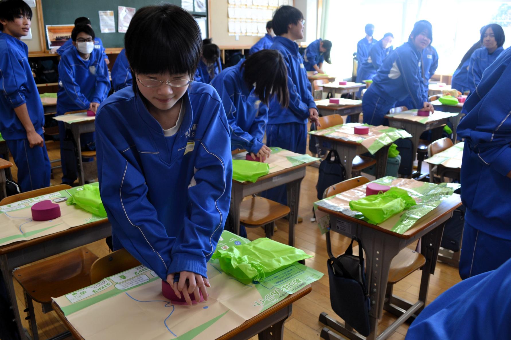 05 タイミングよく交代します 05 タイミングよく交代します