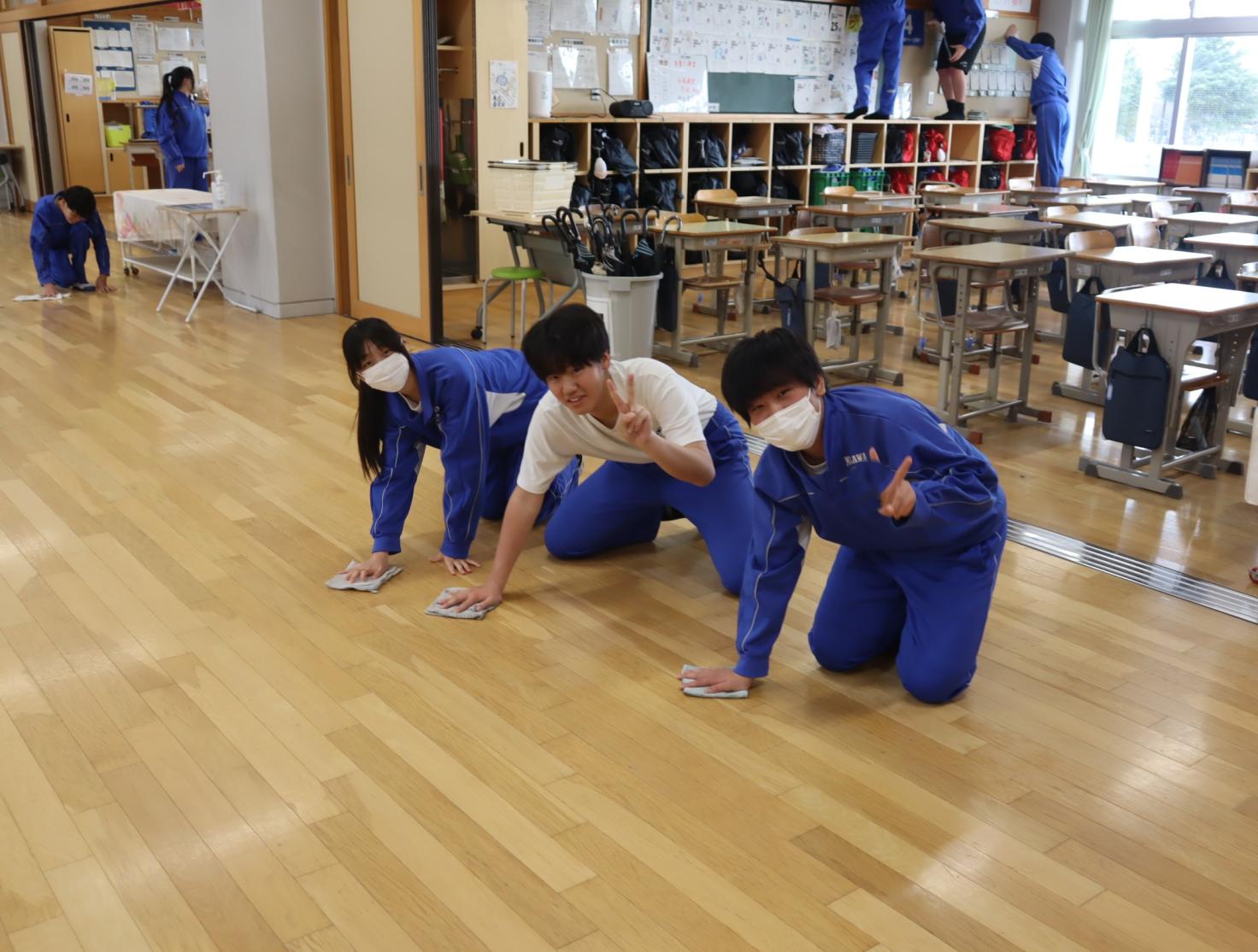 １