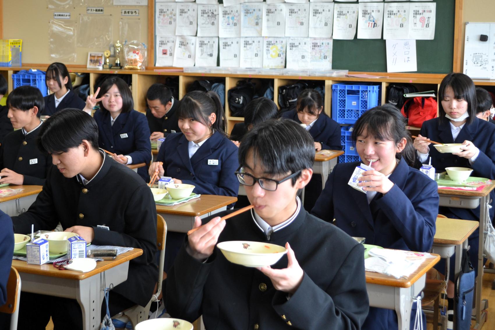 07 美味しく楽しくいただきます
