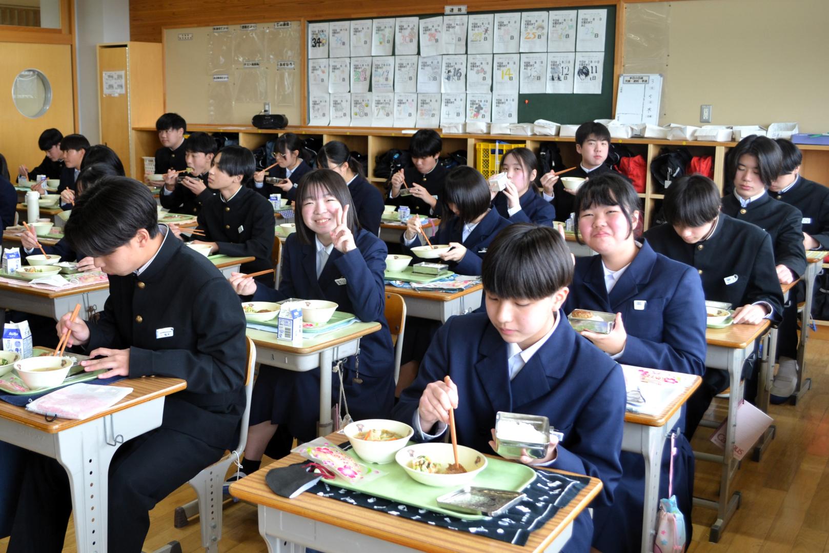 09 美味しい顔がたくさん見られました