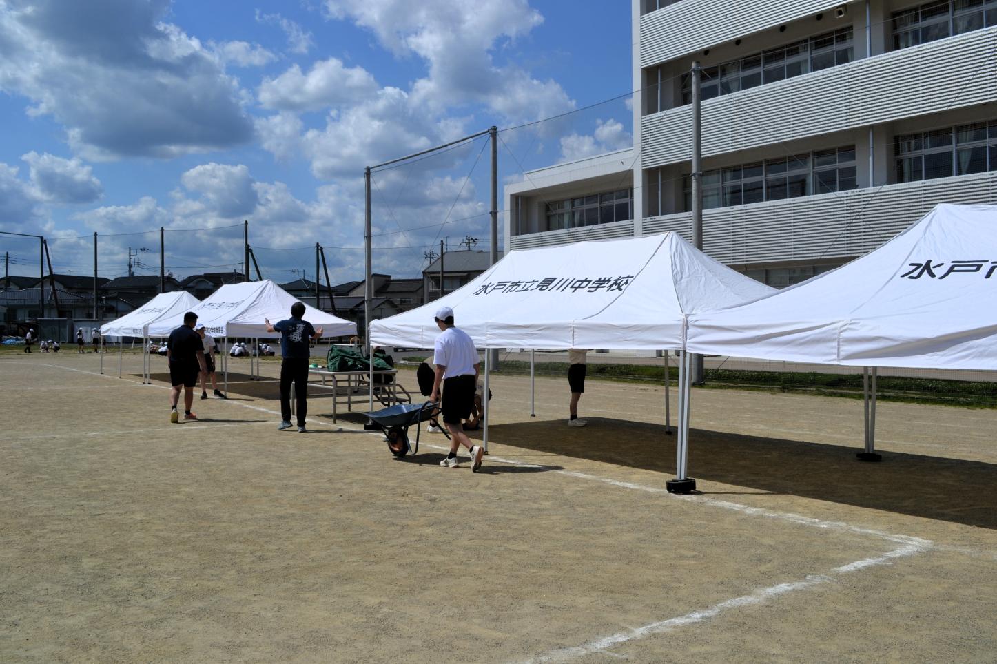 03 役割分担して仕事を進めます