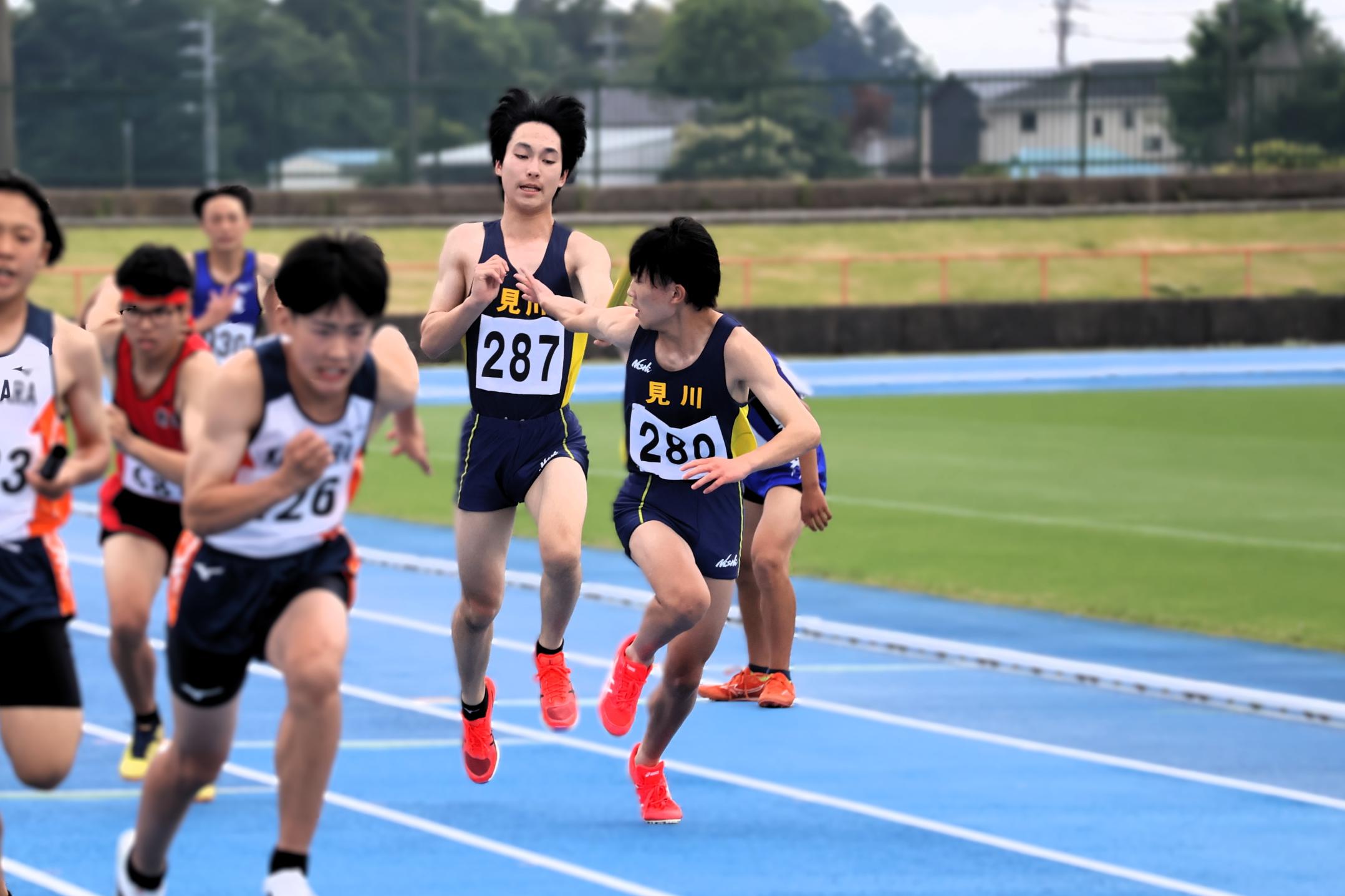 12 チームワークで頑張りました