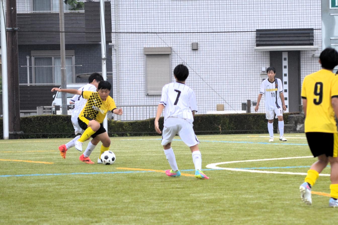 22 サッカー部　守る
